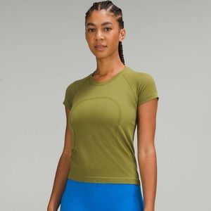 Lulu lemon swiftly!! 💚